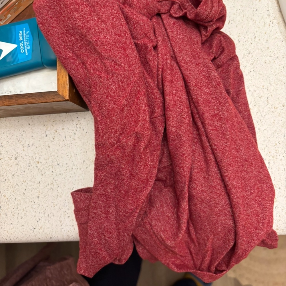 underscrub top maroon long sleeve